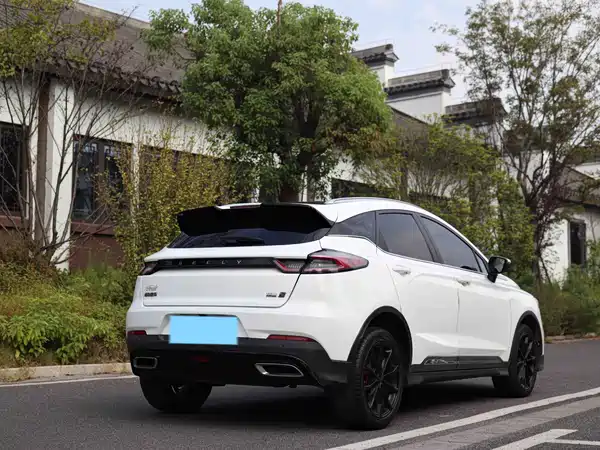 Geely Emgrand S 2021, фото 4