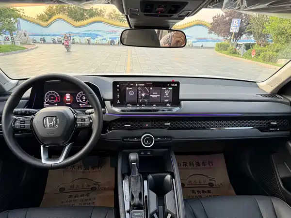 Honda Accord 2023, фото 14