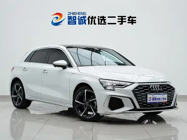 Audi A3 2022, фото 3