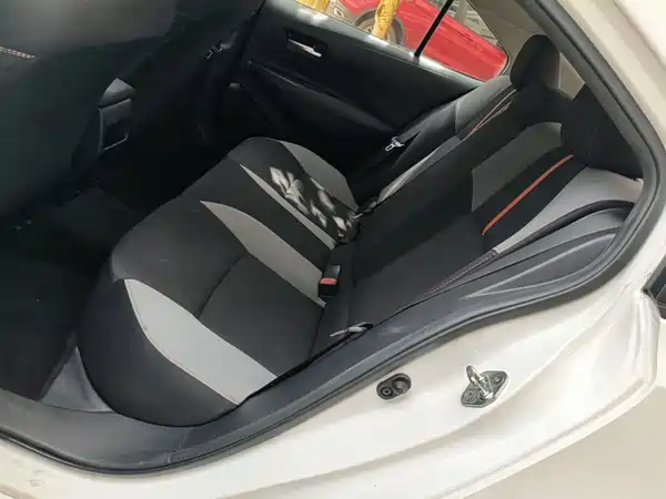 Toyota Corolla 2022, фото 16