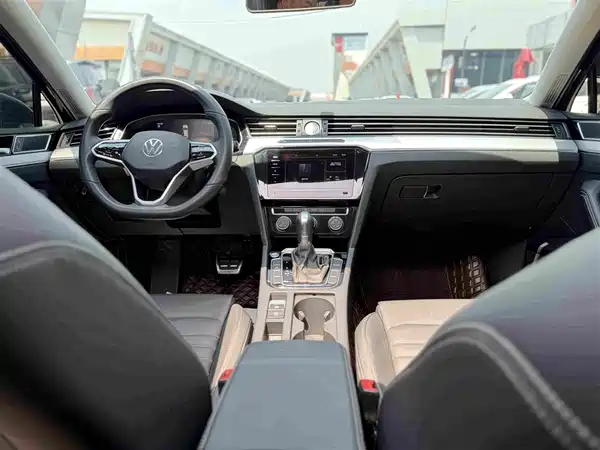 Volkswagen Magotan 2023, фото 9