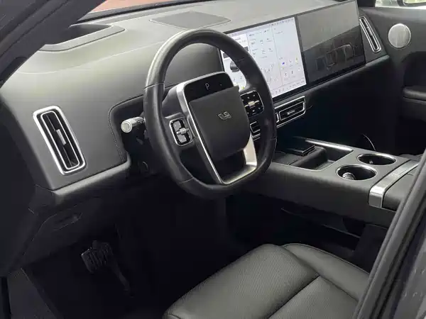 Li Auto L9 2022, фото 11