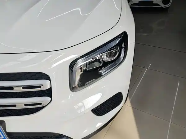 Mercedes-Benz GLB 2021, фото 23