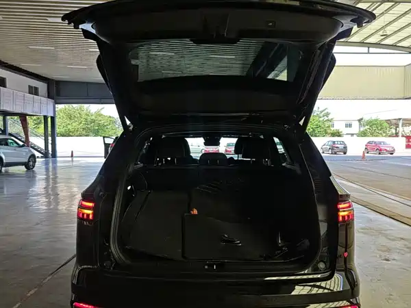 Geely Monjaro 2024, фото 18