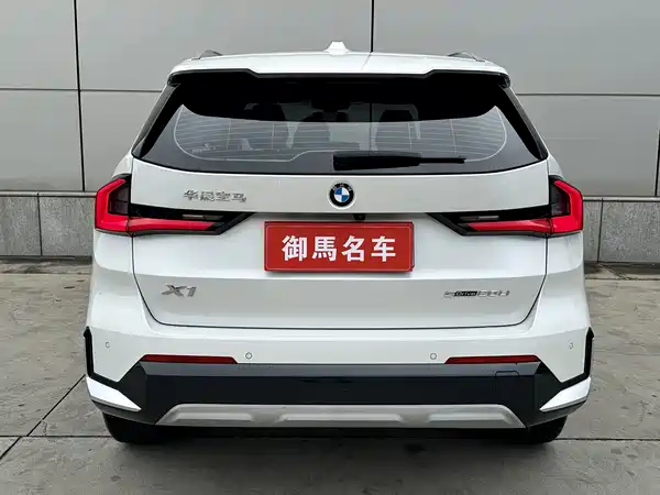 BMW X1 2023, фото 17