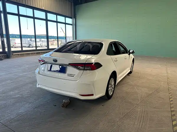 Toyota Corolla 2021, фото 5