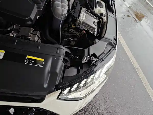 Audi A4L 2023, фото 21