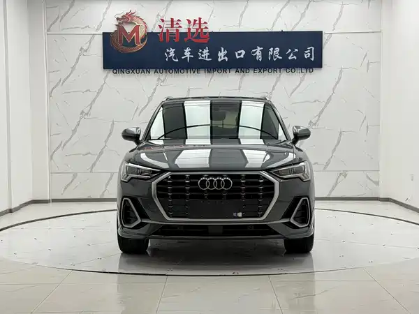 Audi Q3 2023, фото 2