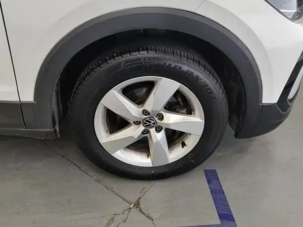 Volkswagen T-Cross 2023, фото 6