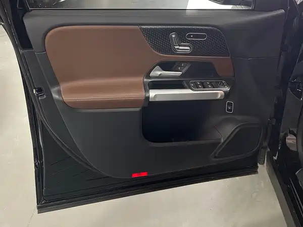 Mercedes-Benz GLB 2026, фото 7