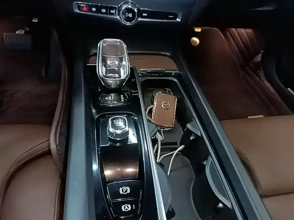 Volvo S60 2022, фото 13