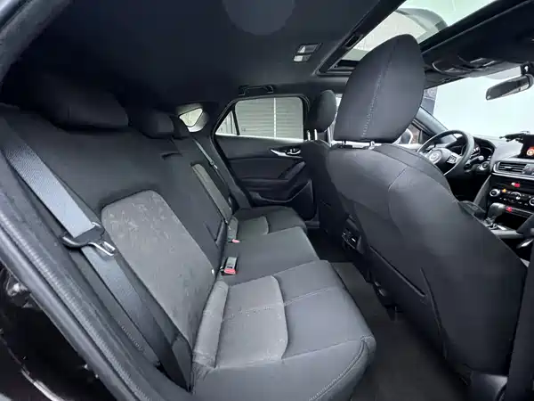 Mazda CX-4 2021, фото 16