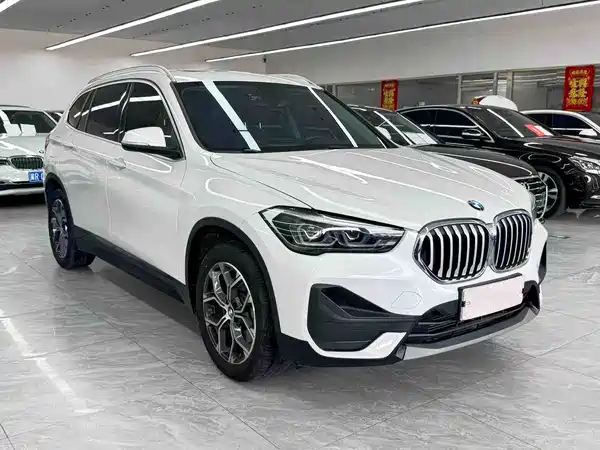 BMW X1 2022, фото 3
