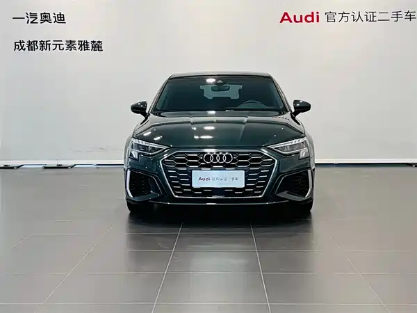 Audi A3 2022, фото 2