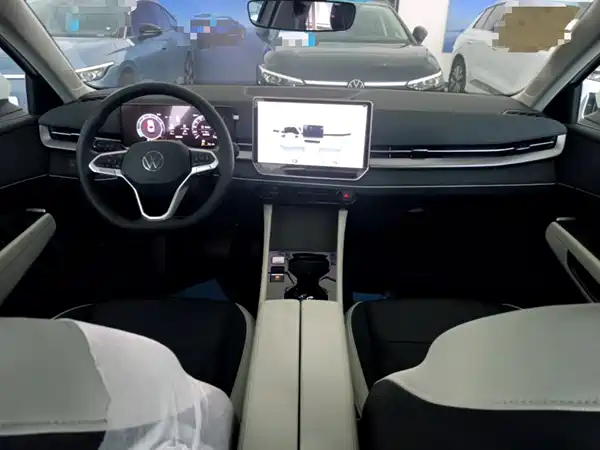 Volkswagen Sagitar 2025, фото 9