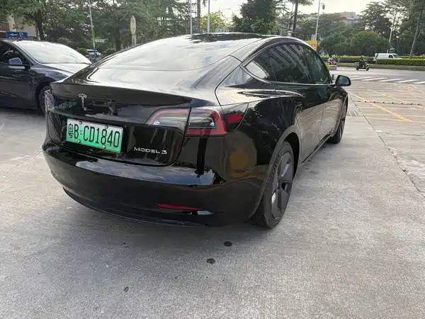 Tesla Model 3 2022, фото 9