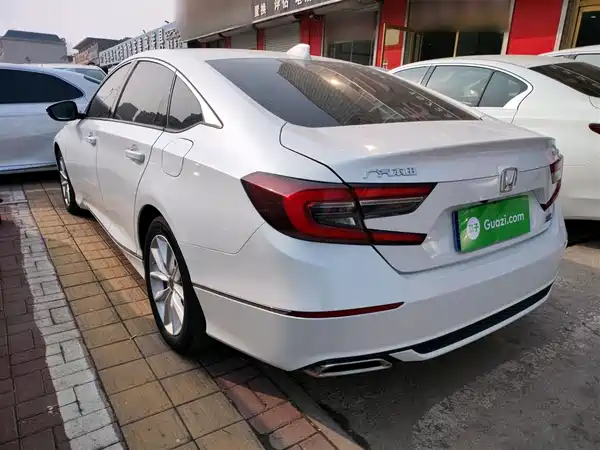 Honda Accord 2022, фото 4