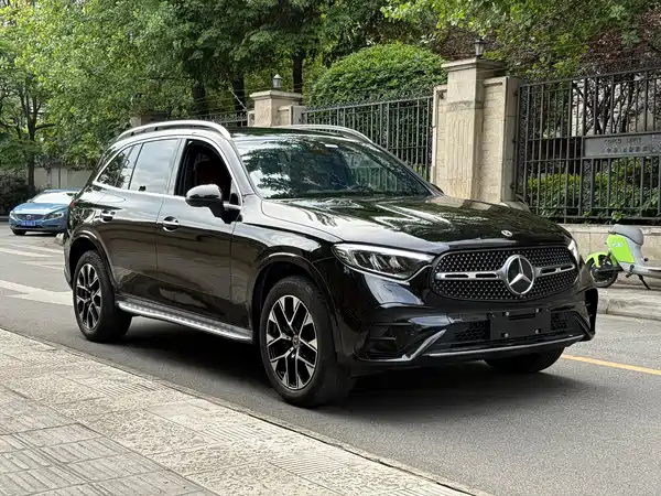 Mercedes-Benz GLC 2023, фото 3