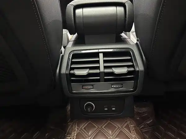 Audi Q3 2023, фото 25