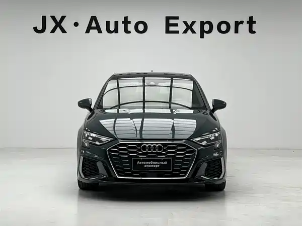 Audi A3 2022, фото 2