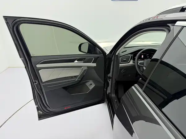 Volkswagen Tayron 2023, фото 22