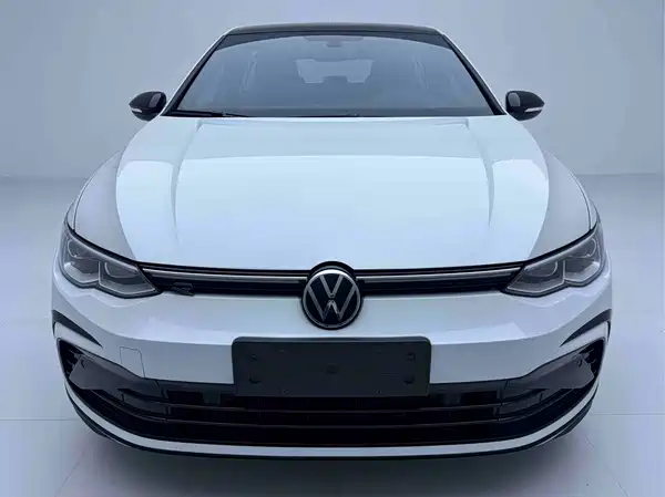 Volkswagen Golf 2023, фото 2