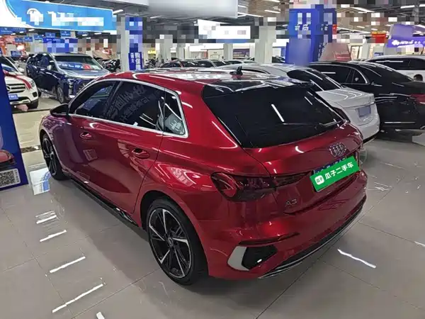 Audi A3 2024, фото 4