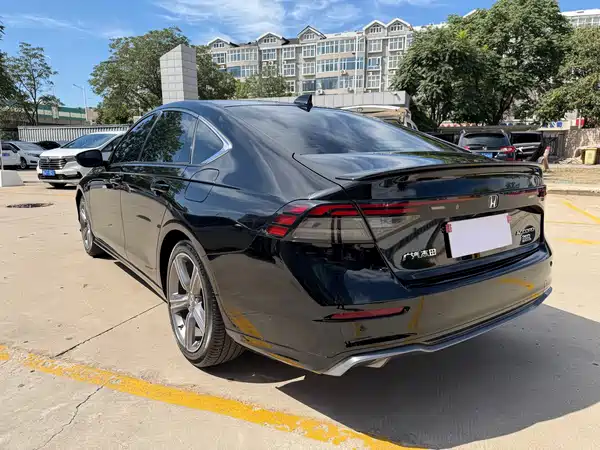 Honda Accord 2023, фото 6
