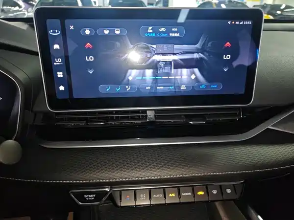 Geely Preface 2023, фото 12