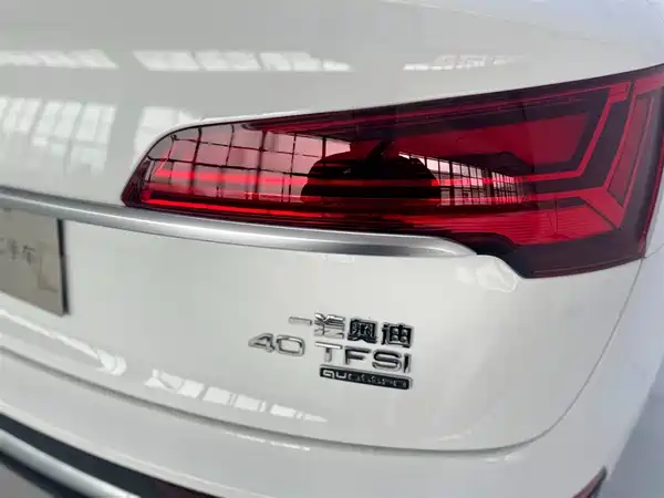 Audi Q5L Sportback 2022, фото 11