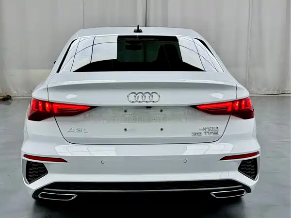 Audi A3 2023, фото 15