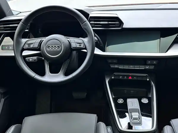 Audi A3 2023, фото 13