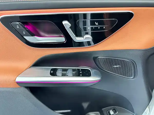 Mercedes-Benz GLC 2023, фото 21