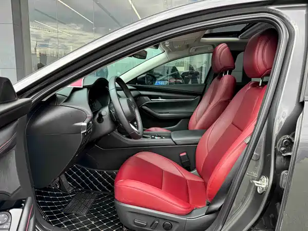 Mazda 3 2023, фото 4