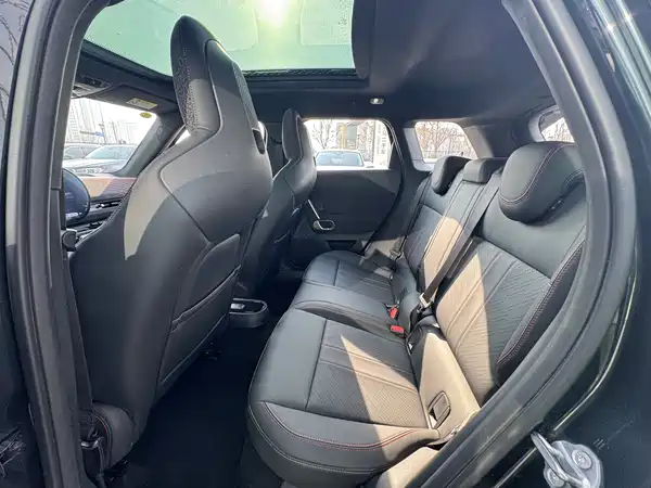 MINI Aceman JCW 2025, фото 12