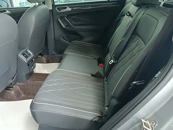 Volkswagen Tiguan L 2022, фото 16