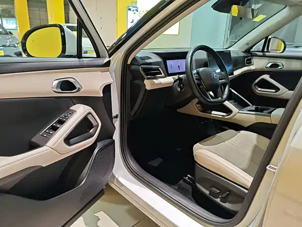 BYD Yuan UP 2025, фото 16