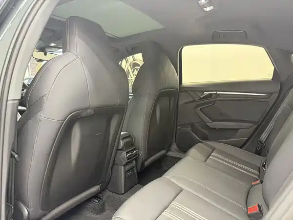 Audi A3 2022, фото 16