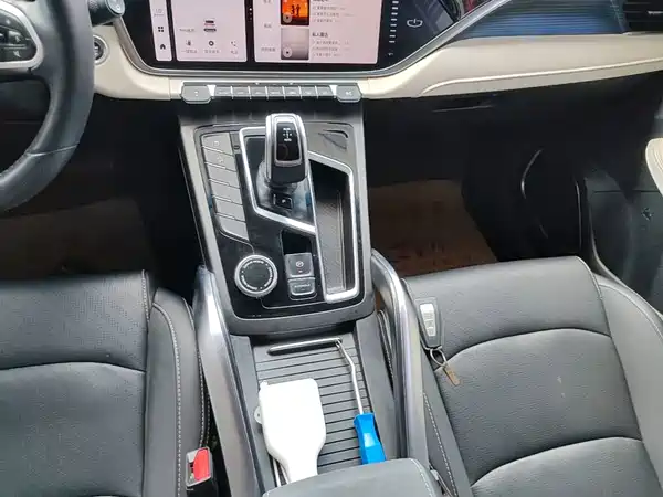 Geely Boyue 2022, фото 13