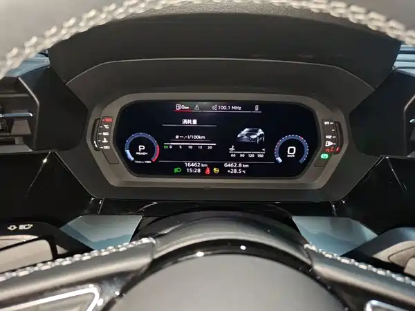 Audi A3 2024, фото 11