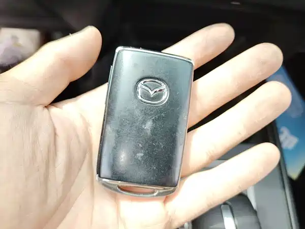 Mazda CX-30 EV 2021, фото 8