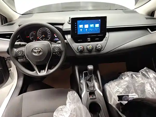 Toyota Corolla 2022, фото 9