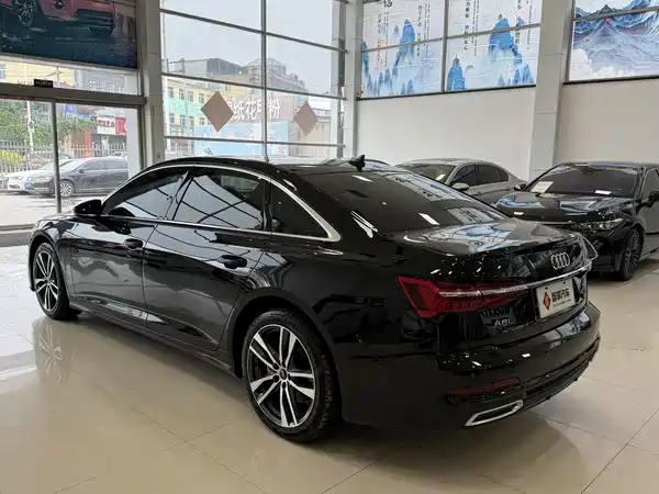 Audi A6L 2022, фото 4