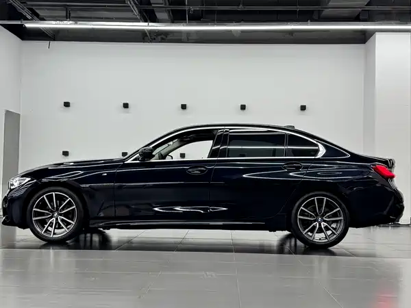 BMW 3 Series 2022, фото 12