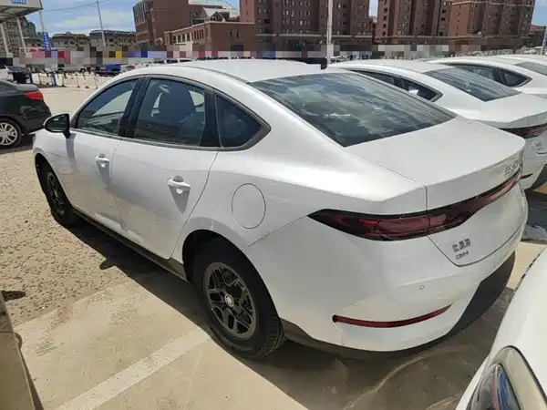BYD Qin PLUS 2026, фото 5