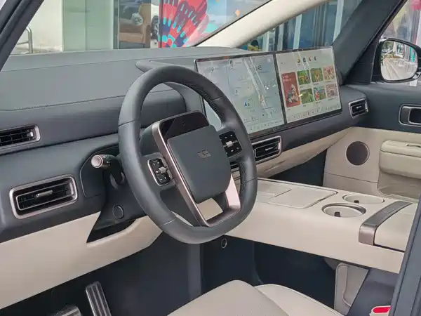 Li Auto MEGA 2025, фото 9