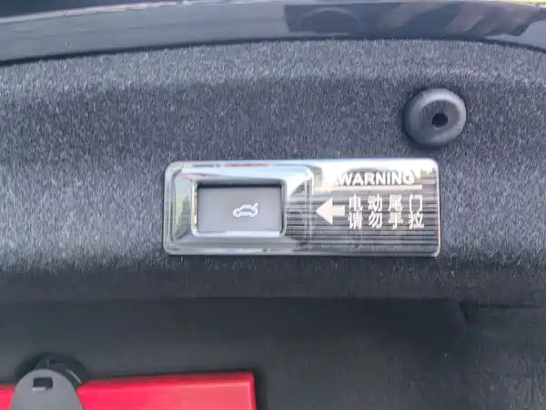 Volkswagen Magotan 2023, фото 16