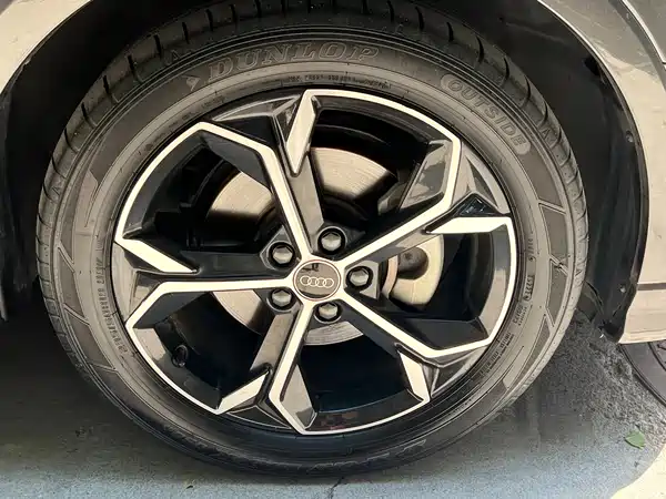 Audi Q3 Sportback 2022, фото 15