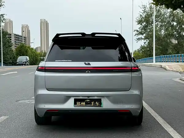 Li Auto L8 2023, фото 19