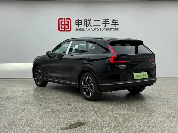 Volvo XC70 PHEV 2026, фото 5